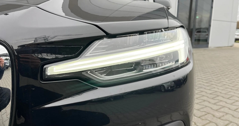 Volvo V60 cena 79900 przebieg: 154700, rok produkcji 2019 z Rybnik małe 436